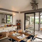 La Maison De La Côte Couette-café