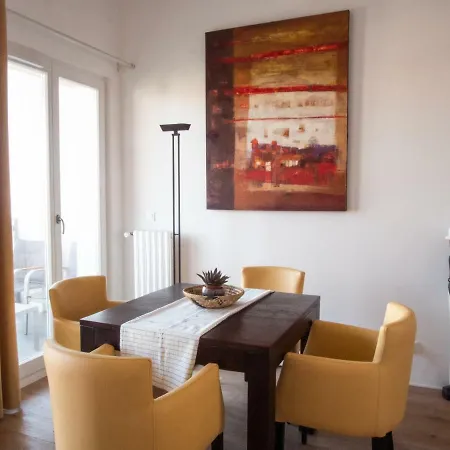 La Maison De La Cote Frühstückspension *