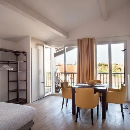 La Maison De La Cote بياريتز