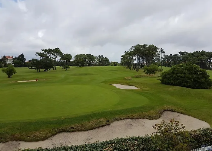 La Maison De La Cote Bed and Breakfast Μπιαρίτζ