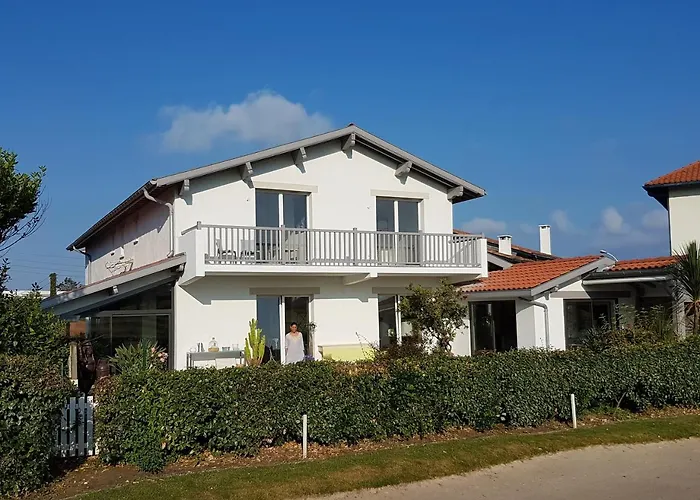 Bed and Breakfast La Maison De La Cote Μπιαρίτζ