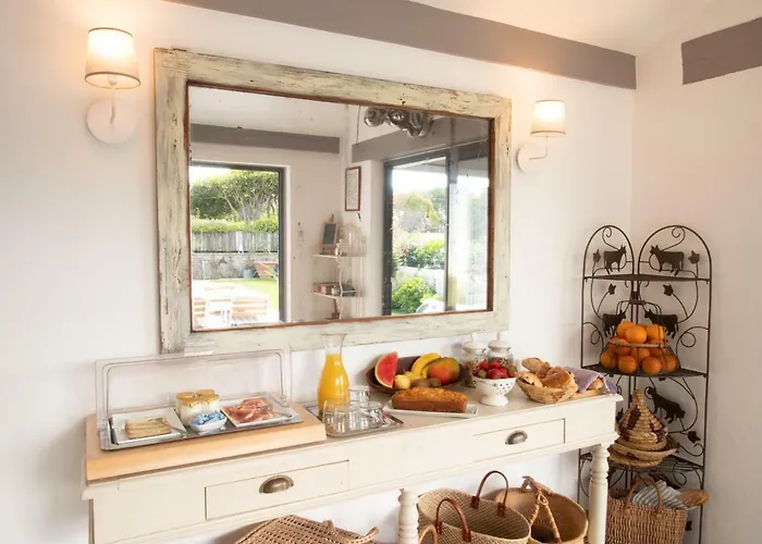 Bed and Breakfast La Maison De La Cote *