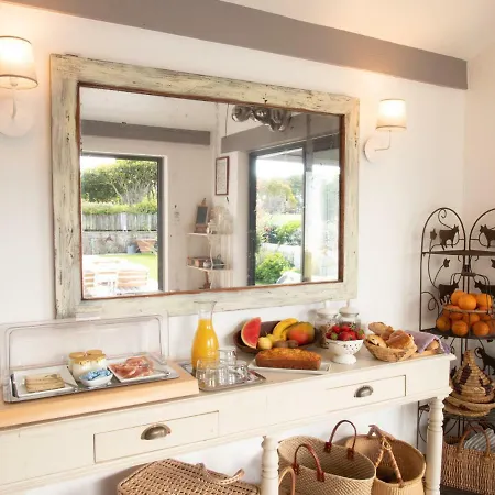 Bed & Breakfast La Maison De La Cote *