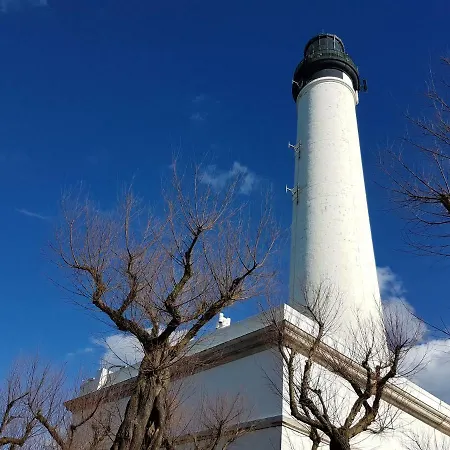 La Maison De La Cote Bed & Breakfast *