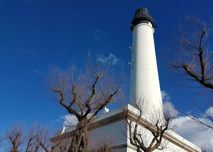 La Maison De La Cote Bed & Breakfast *